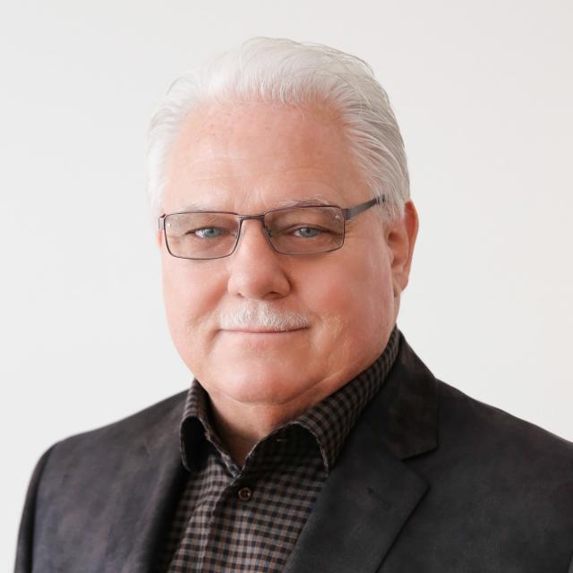 Headshot of Joe Holyfield